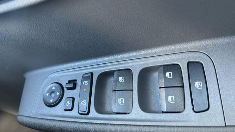 Hyundai INSTER Photo cohere-85a798ef018564436377b8b80a40db2e1f7a58b2.jpg