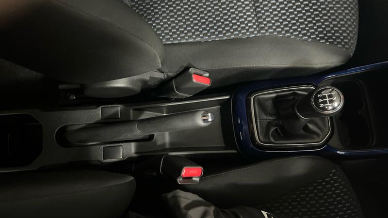 Suzuki IGNIS Photo cohere-85d348c2a200bb8ac25a449fc8b12efe95fba109.jpg
