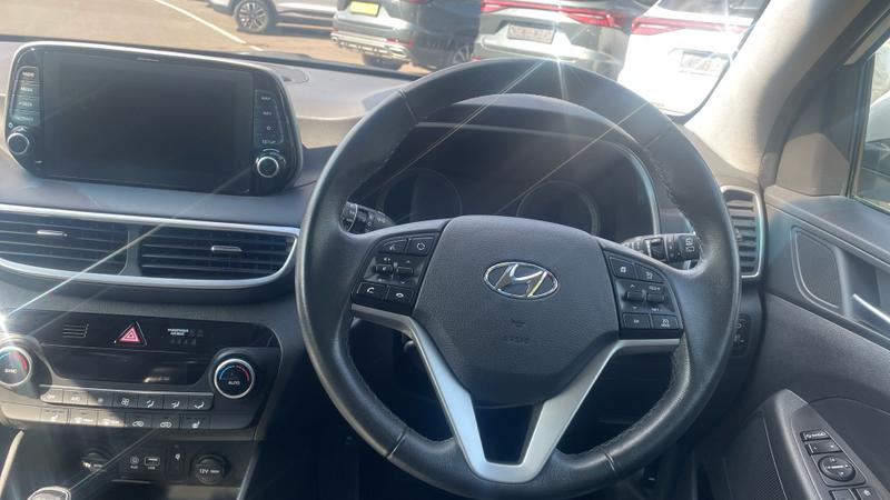 Hyundai TUCSON Photo cohere-85dd4e9c3d13aae804c804c1047adc07453fcd71.jpg