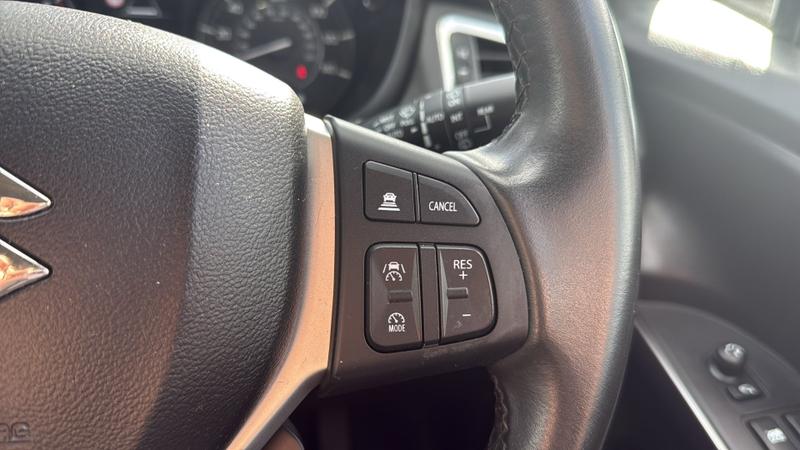 Suzuki S-Cross Photo cohere-8610cebf6075398cf83888129769238360bc1d8c.jpg