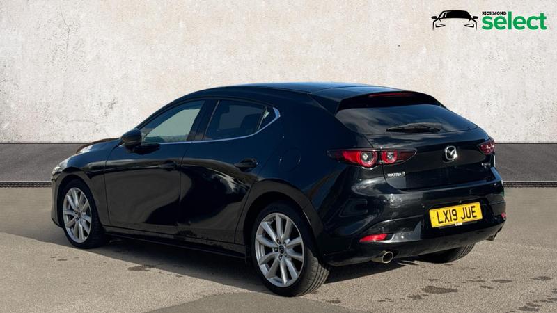 Mazda Mazda3 Photo cohere-86506c5c562a1cd688f29be993561b6afa49af2f.jpg