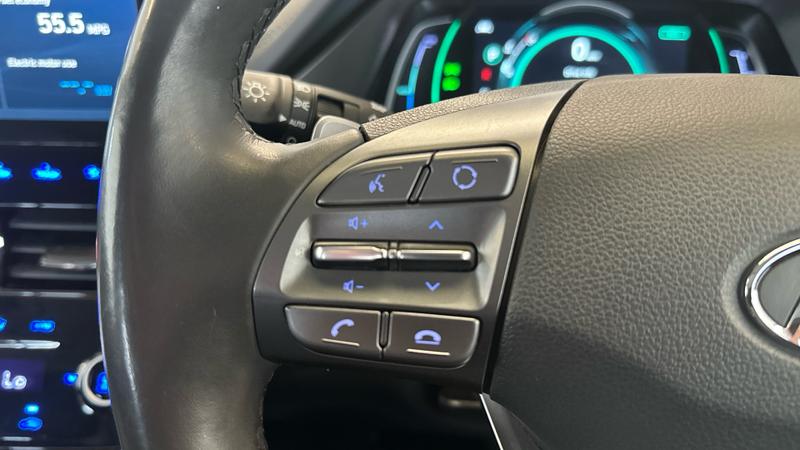 Hyundai IONIQ Photo cohere-86a6ba5bb89f43b6914f3705382cb6e48854cbb5.jpg