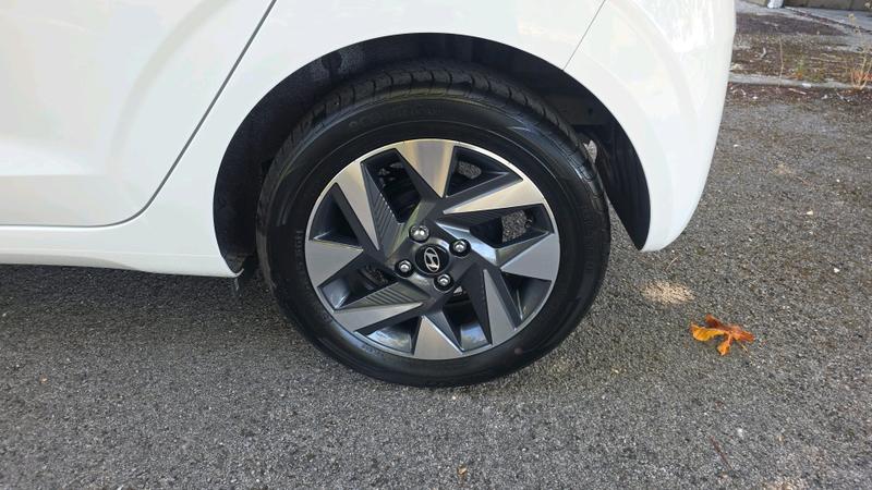 Hyundai i10 Photo cohere-87d68e9c286ecceefa48a9c2972489496b79ebe8.jpg