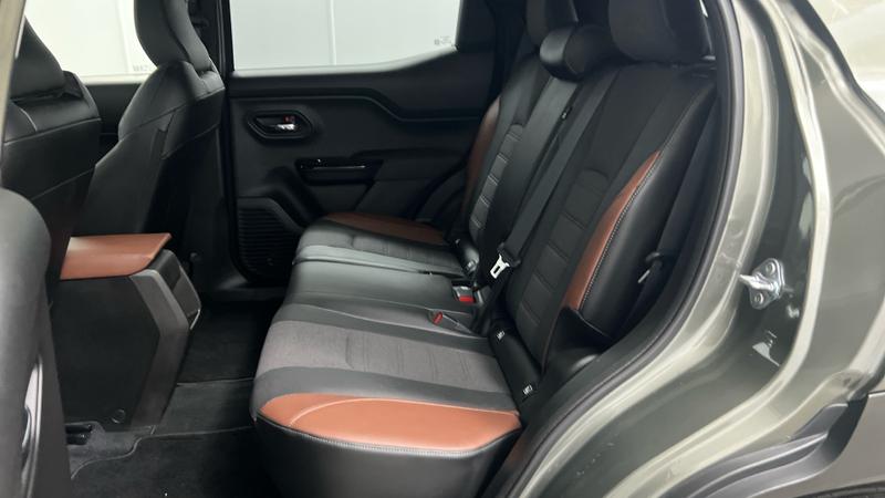 Suzuki e Vitara Photo cohere-87de86de9b68338c90826842defeef7a237bbde2.jpg