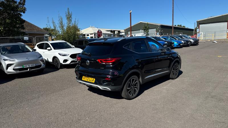 MG ZS Photo cohere-892093d06e63083c1be692834f83eea389348561.jpg