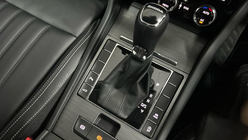 Skoda SUPERB Photo cohere-8a0630f09683d21b8e0d8f7c5f8d15d68e1821d7.jpg