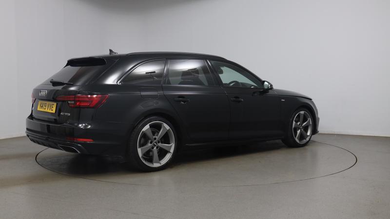 Audi A4 Photo cohere-8a170e9aa95c6f6fc06ca97946afb0e26e2a8dfa.jpg