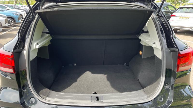 MG ZS Photo cohere-8a407349a1b77560ea08a9ae58e3ec66d8b43e69.jpg