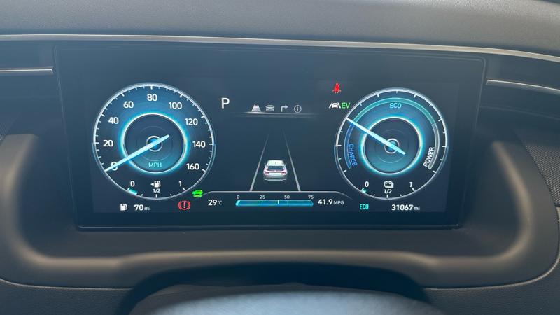 Hyundai TUCSON Photo cohere-8a6f57643d0077eaf0ed6af8ef6d8d95c7f70e5d.jpg