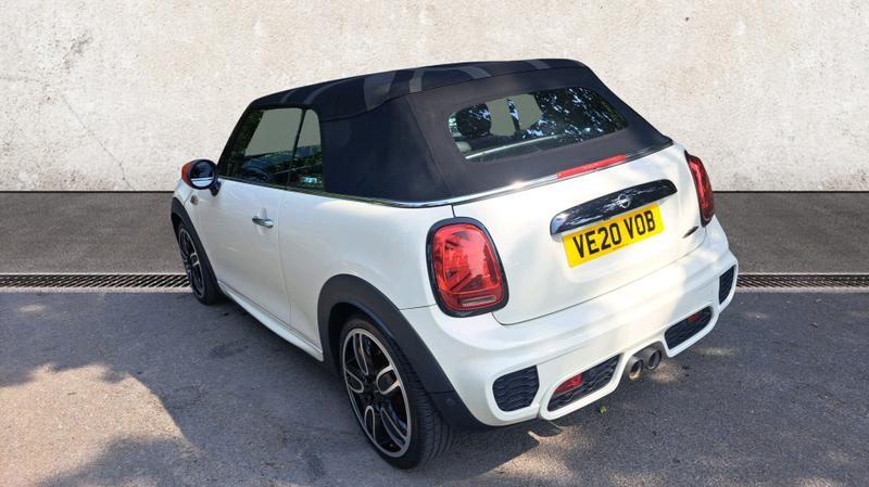 Mini Convertible Photo cohere-8ace581954158764f66d7119d2b6e4e005490e63.jpg