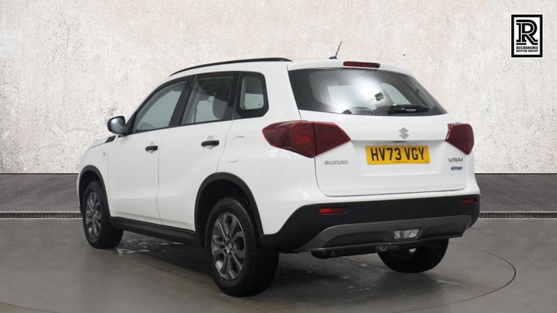 Suzuki VITARA Photo cohere-8b37fc35c0a6486ad5fd4c8ebc11940504701a3a.jpg
