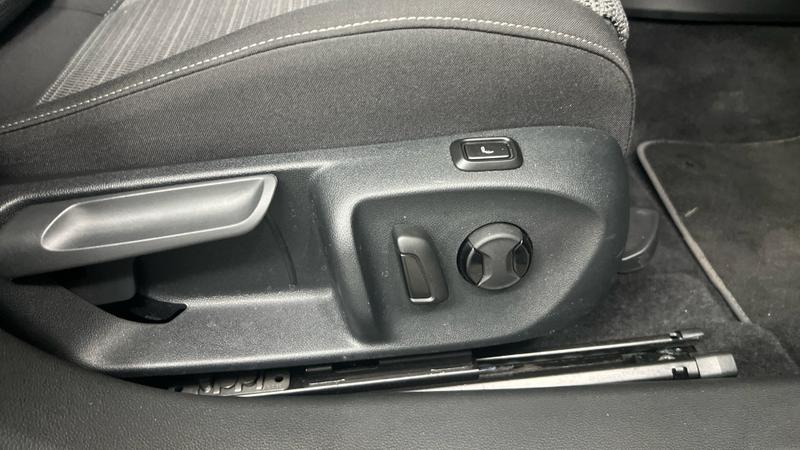 Skoda SUPERB Photo cohere-8b6ee585781007a620815943d3eb717fcbf8f524.jpg
