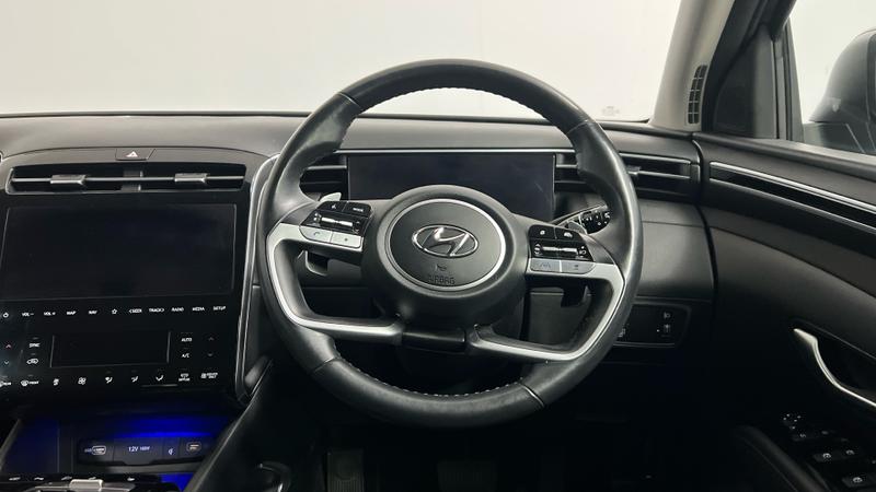 Hyundai TUCSON Photo cohere-8b7902fff00e3d135e999db851bb5b3b74502e99.jpg