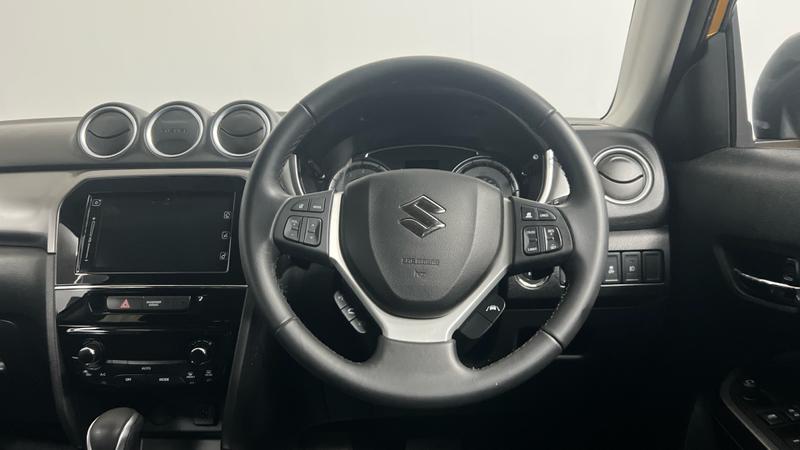 Suzuki VITARA Photo cohere-8ba874853adfdfc537099a231ac6626784b3385b.jpg