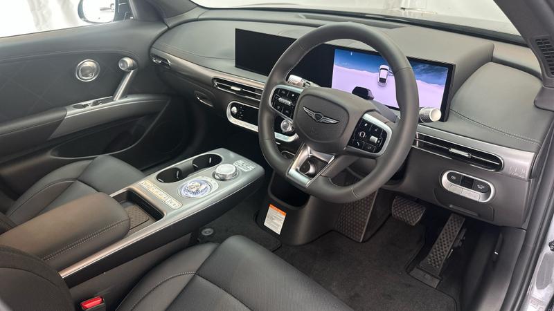 Genesis GV60 Photo cohere-8bc6659036150fec65241df5a0858608e238eca1.jpg