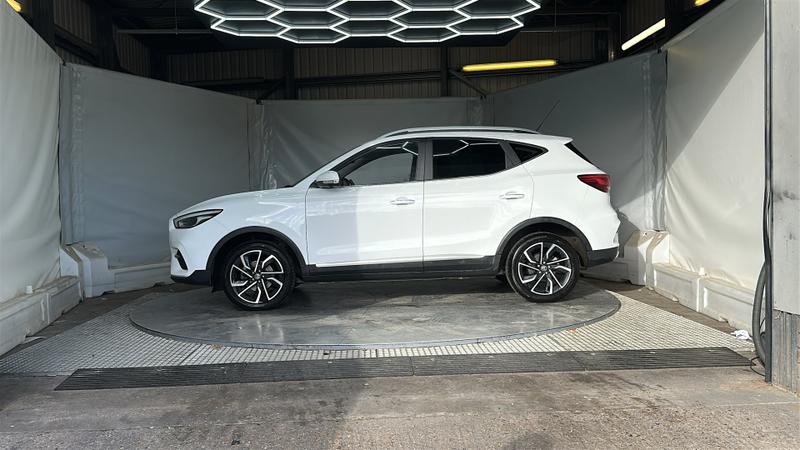 MG ZS Photo cohere-8bec7efb99b5ddcff301166adce59e28a2a1e4ac.jpg