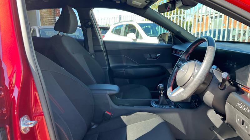Hyundai KONA Photo cohere-8bf0490ec4190f66834dd46c15aa3beb9885897a.jpg