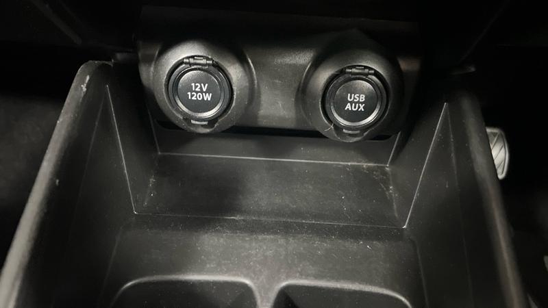 Suzuki SWIFT Photo cohere-8c890f8aa56ea3519277779118b01b7a21e20814.jpg