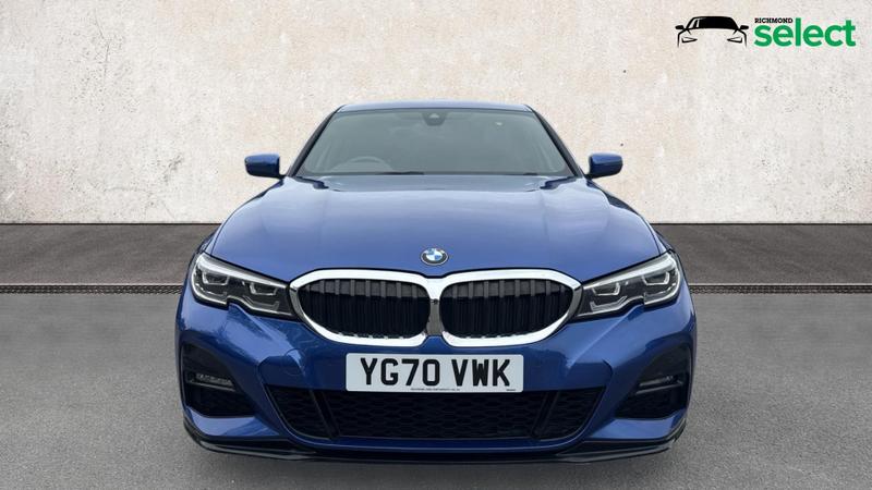 BMW 3 Series Photo cohere-8cf6358675bc8f39e25290e8f578296c7b19283b.jpg