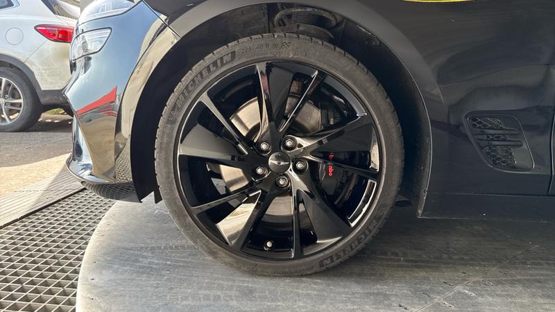 Genesis G70 Photo cohere-8d0d5825d61d230a6c028476f736a65d560d84cf.jpg