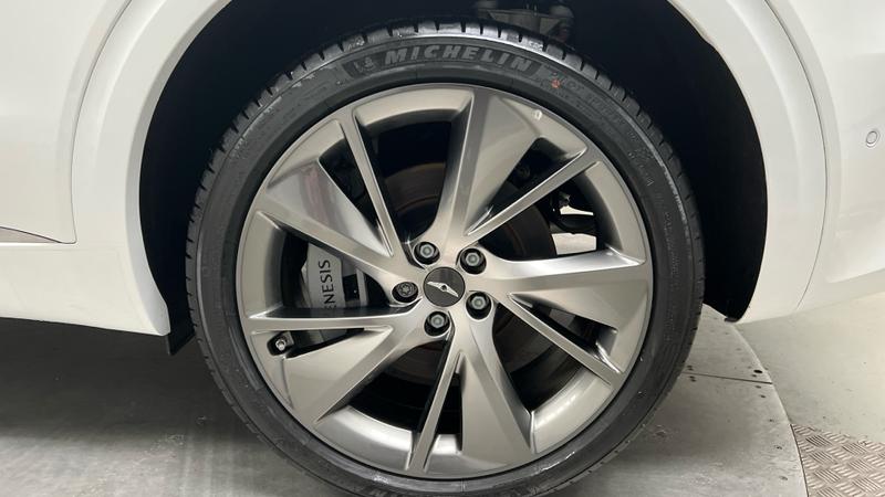 Genesis GV70 Photo cohere-8d237782552e84a6e3074243967017781332ad89.jpg