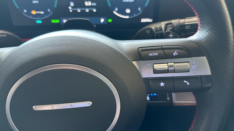 Hyundai KONA Photo cohere-8d40b63c8025adbd1fd375daffeb48938775d8d1.jpg