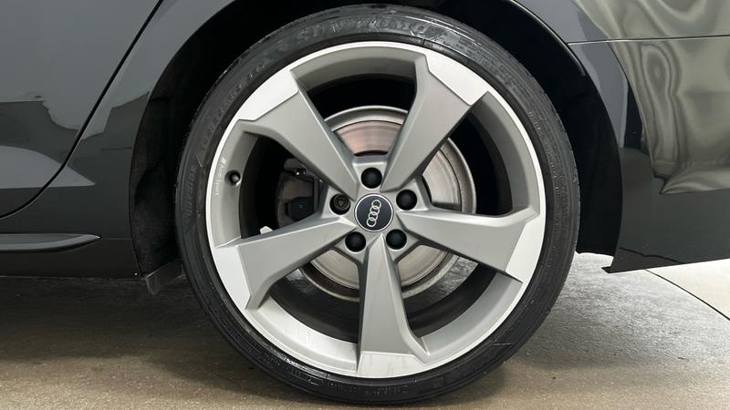 Audi A4 Photo cohere-8d55f54e7b81c252c02e0bfff7c5e89e5132ef7a.jpg