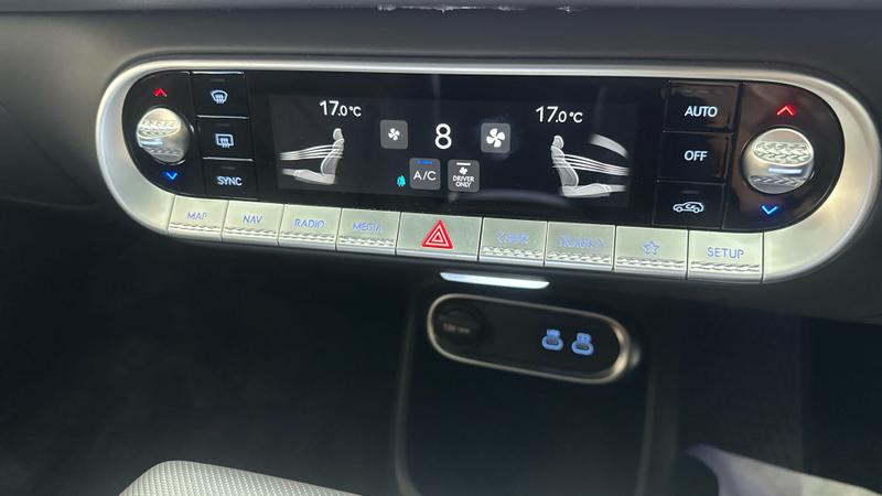 Genesis GV60 Photo cohere-8d5c739617694a51b658a18cf7fa780910e05cf8.jpg