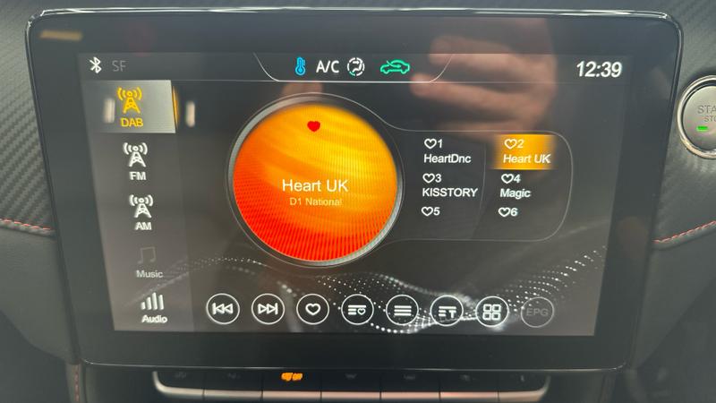 MG ZS Photo cohere-8d99337b398a5ea69e48461430c24c9c79e6f292.jpg