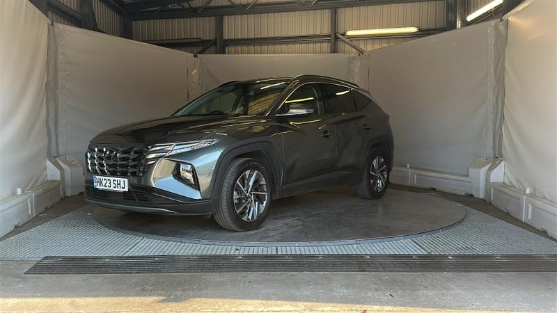 Hyundai TUCSON Photo cohere-8db340d78df70f6ff79fd5230f2f586f89e52d43.jpg