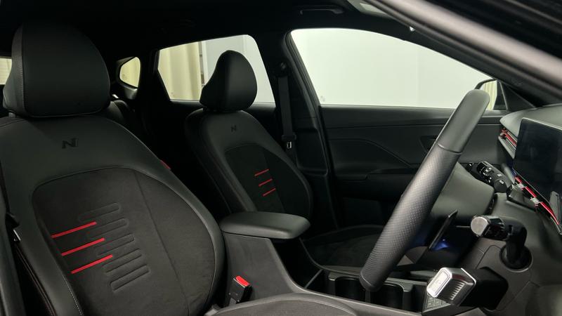 Hyundai KONA Photo cohere-8de7081aaf8bef47f6ad3670b2d5ffd77801c360.jpg