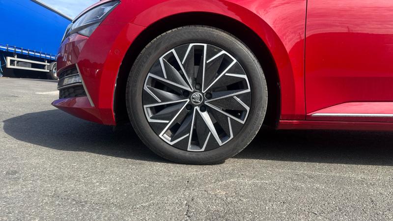 Skoda SUPERB Photo cohere-8e859146eb858c8d3f1bf279d484f0148bf869c4.jpg