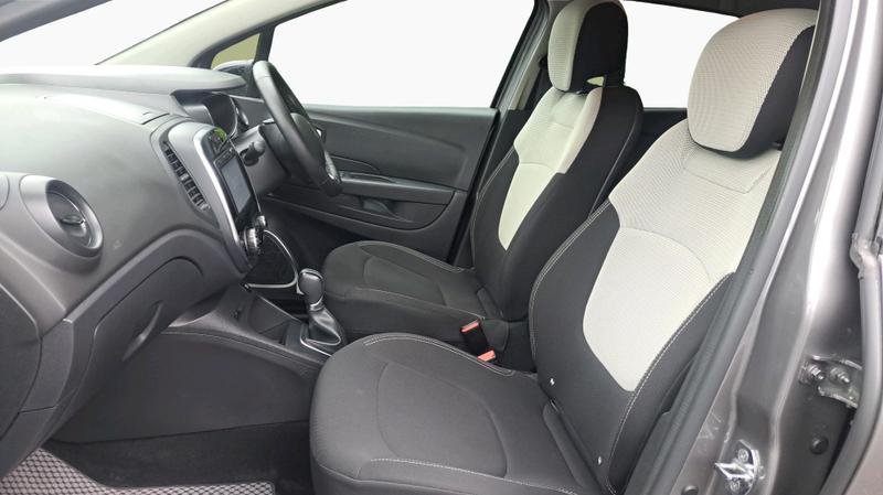 Renault Captur Photo cohere-8f1747ee222b580798df1794b8876eb7338f2f5d.jpg