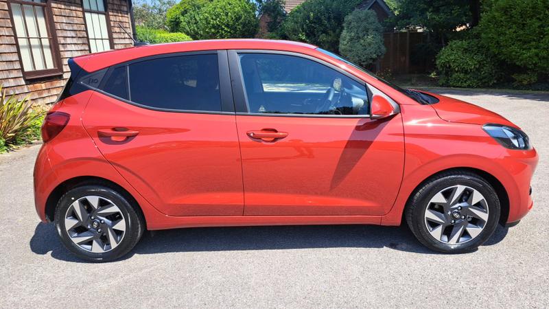 Hyundai i10 Photo cohere-8f278cae9831ab42f9cb2474050220ec3a43f2f8.jpg