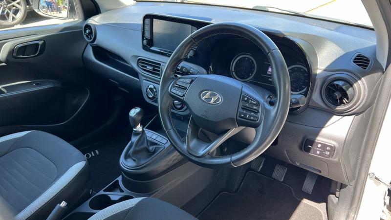 Hyundai i10 Photo cohere-8fb7897b4838975546c2d996ee8c4422cd9d790d.jpg