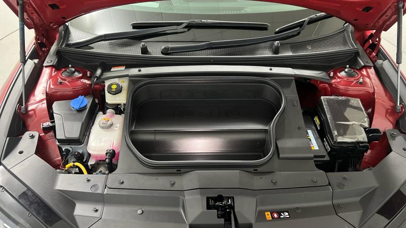 Hyundai IONIQ 6 Photo cohere-8fc7ff0639cb2ca6ecb317e3e9516964d3cf7fdb.jpg