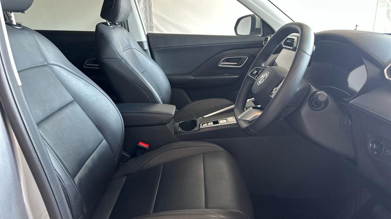 MG ZS Hybrid+ Photo cohere-8fef55b6220f5595e6c11fcbf56be93a27338d9a.jpg