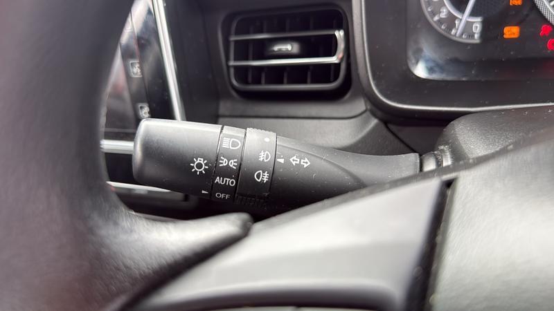 Suzuki Ignis Photo cohere-90290388b48053d048f2819f5ff6275abe805813.jpg