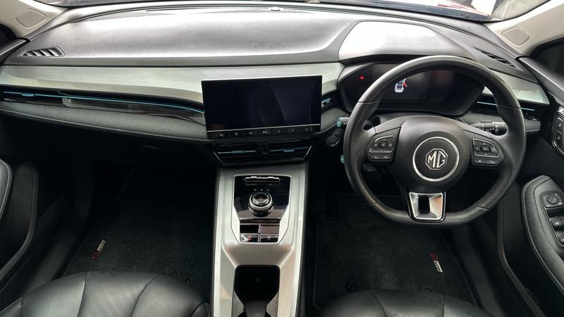 MG MG5 Photo cohere-90a39e2971c75d5b3a4641ae503451e2be8081d8.jpg