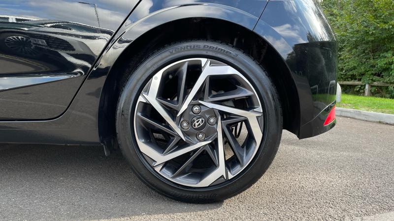 Hyundai i20 Photo cohere-90b7d38bb89c523a7ae8367cbc0821145e830cde.jpg