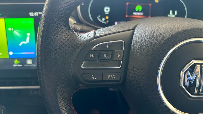 MG ZS Photo cohere-90e1cbb310f810e24b30a71e226a152c25a3e6b2.jpg