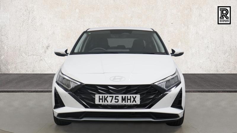 Hyundai i20 Photo cohere-916c35d2410067ac0b1f652bb576472f3de052ef.jpg