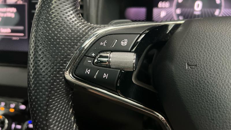 Skoda KAROQ Photo cohere-92246dc5c788b9c0a1c8911e6e8fe6754f6c33e7.jpg