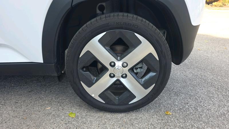 Hyundai INSTER Photo cohere-9279615156d58645bd8d94b0c7705af4604b25d2.jpg