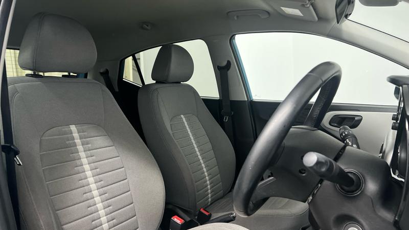 Hyundai i10 Photo cohere-927aa035a3db88164f24108ecbfe9c0e66192b6f.jpg
