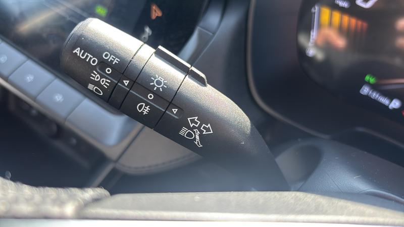 MG ZS Hybrid+ Photo cohere-92b04401d8d2fa66a188cd83780adc0bf2f71aa7.jpg
