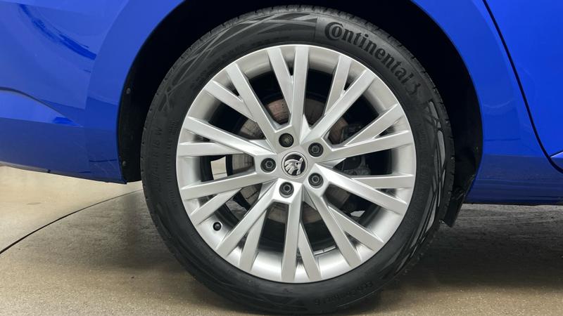 Skoda SUPERB Photo cohere-935ccf1201d269de7580298ba135164a09b126da.jpg