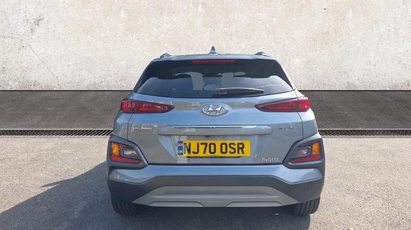 Hyundai KONA Photo cohere-945097436b0489468f1acdde261d38b81392a680.jpg