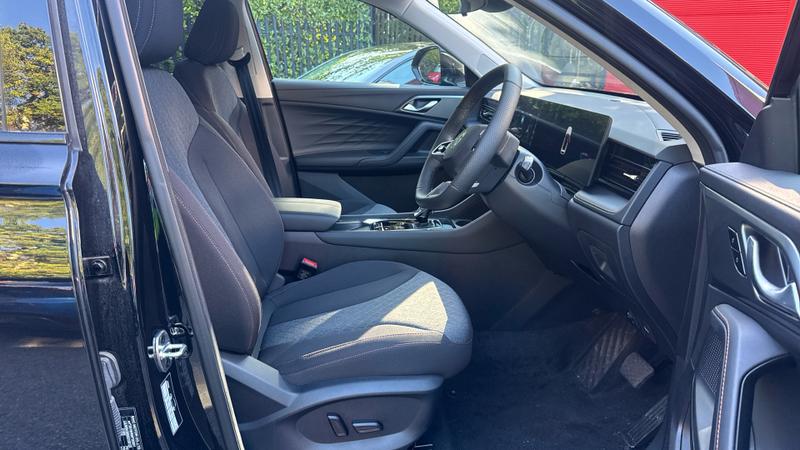 MG HS Hybrid+ Photo cohere-949e13b32e8222d3e6a4141802191dae4712e609.jpg