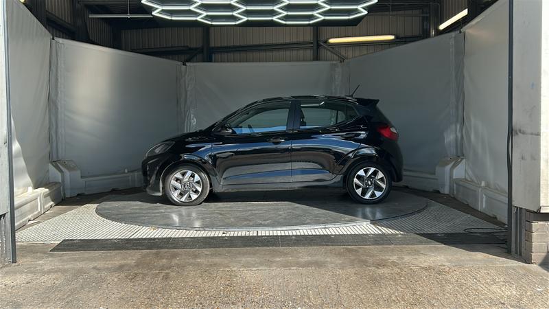 Hyundai i10 Photo cohere-94d5f69d73accdfd9a24e3d247bd285f1e1bae0f.jpg